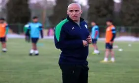 منصوریان: گل نخوردن باید سرلوحه کارمان باشد