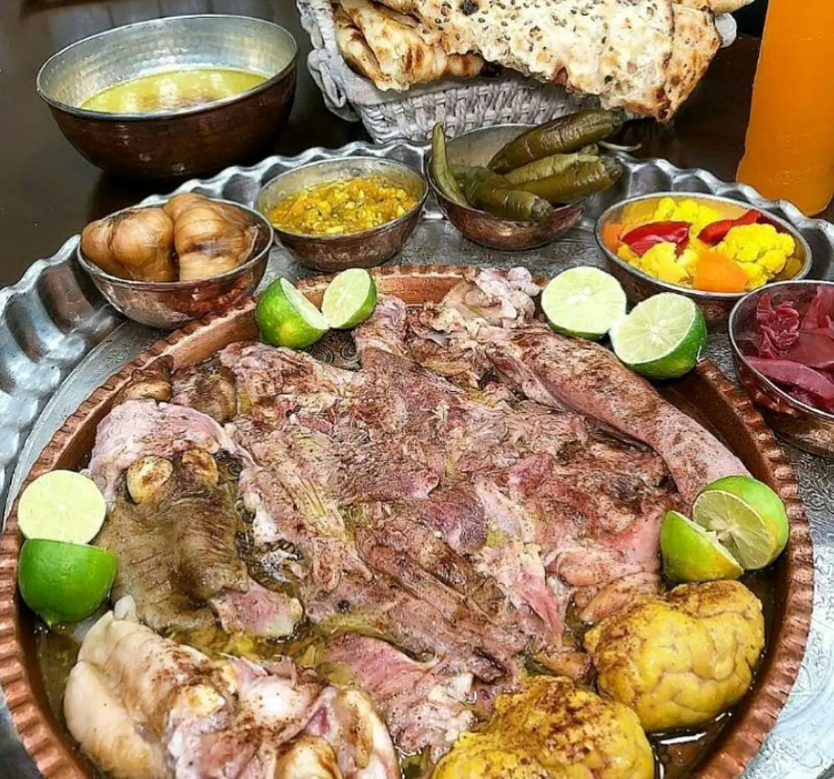 لاکچری‌بازی این‌دفعه با کله‌پاچه!