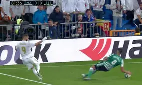 پنالتی رئال مادرید مقابل بتیس سوخت؟