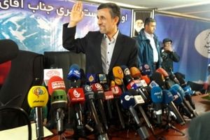 ‏احمدی‌نژاد: اماده شنیدن پاسخ های بیشتر در مقابل اتهامات باشید