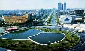 جدیدترین طرح دیوارنگاره میدان ولیعصر تهران به مناسبت ۱۳ آبان