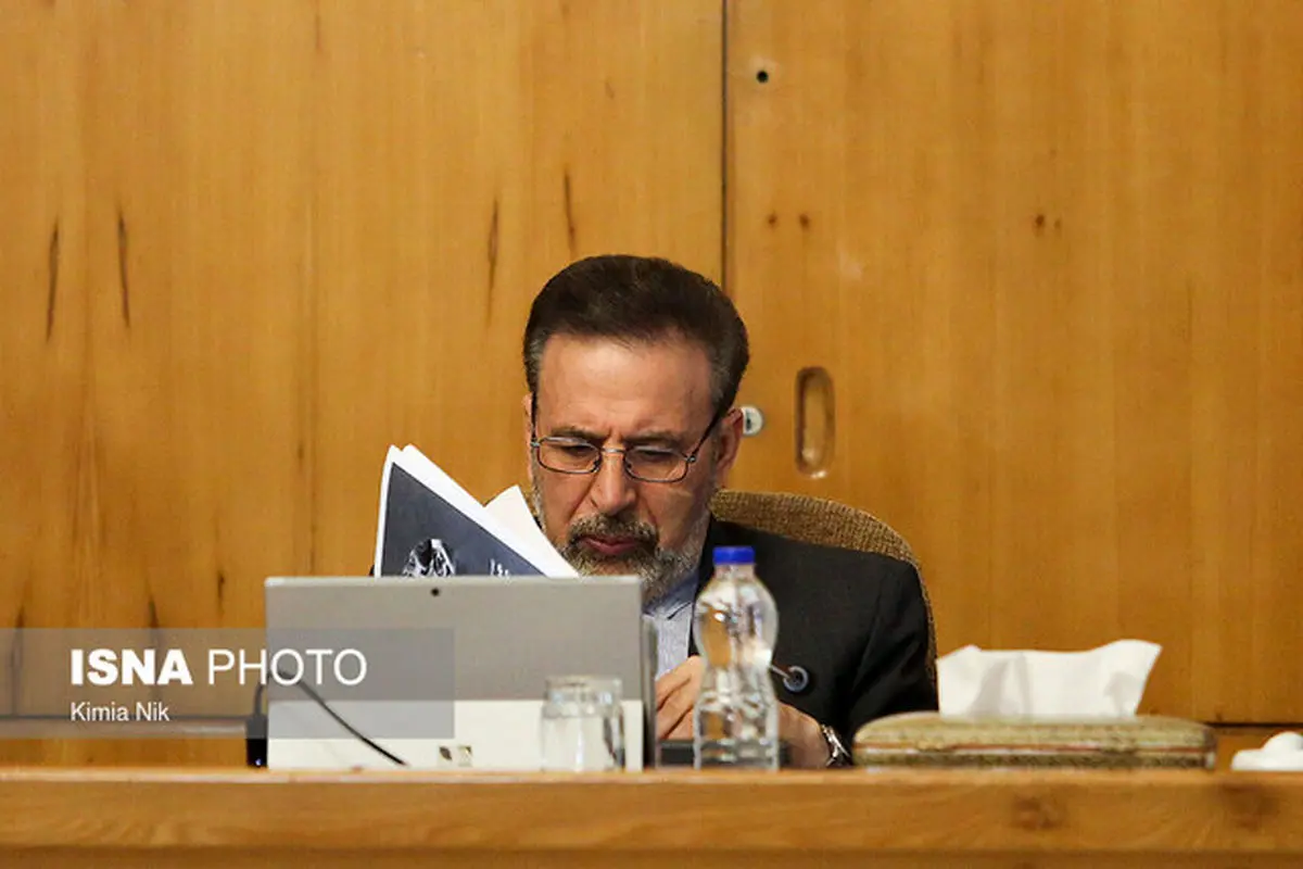 واکنش واعظی به مقایسه «بگم، بگم»احمدی نژاد با «می‌گویم»روحانی