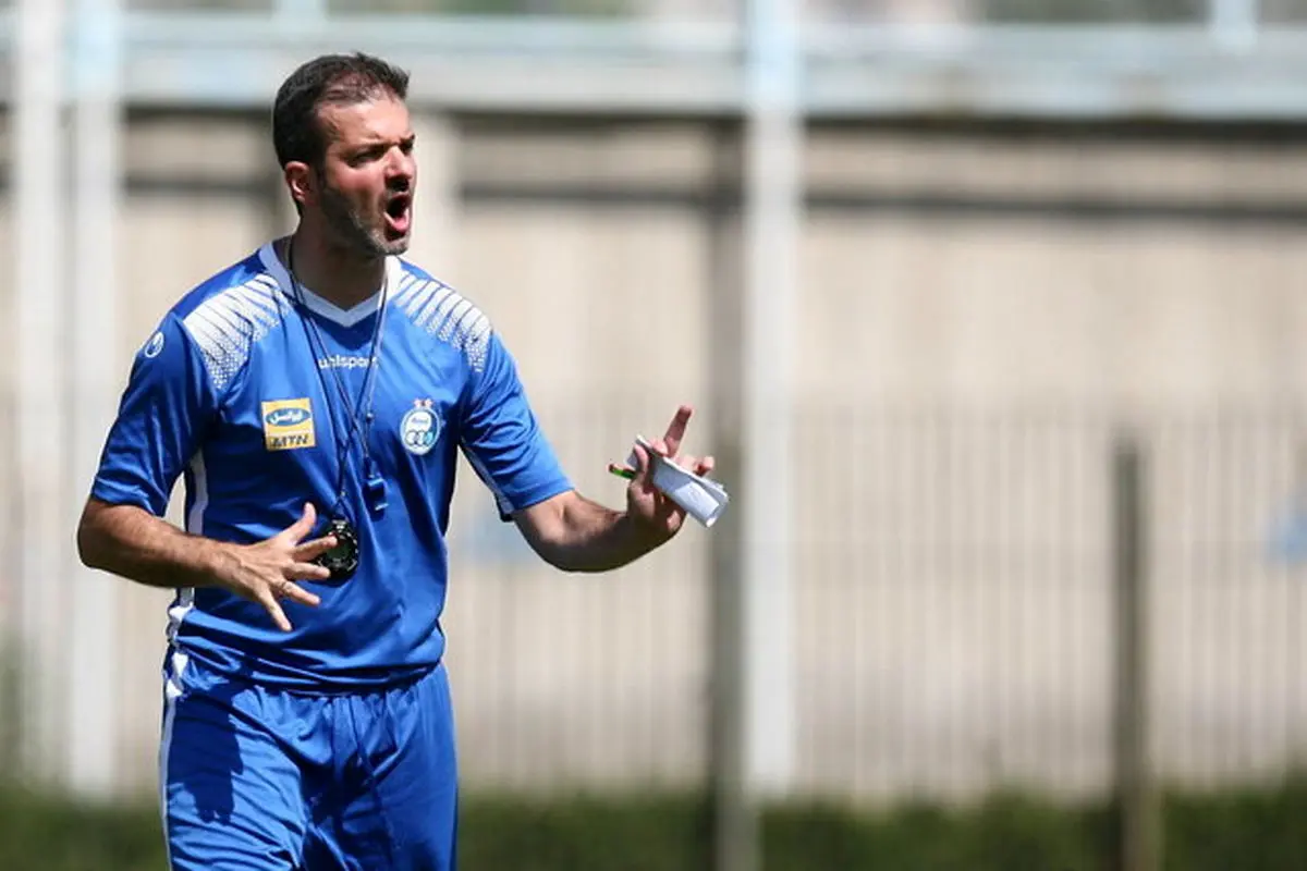 استراماچونی: دشتی رفتار حرفه‌ای نداشت