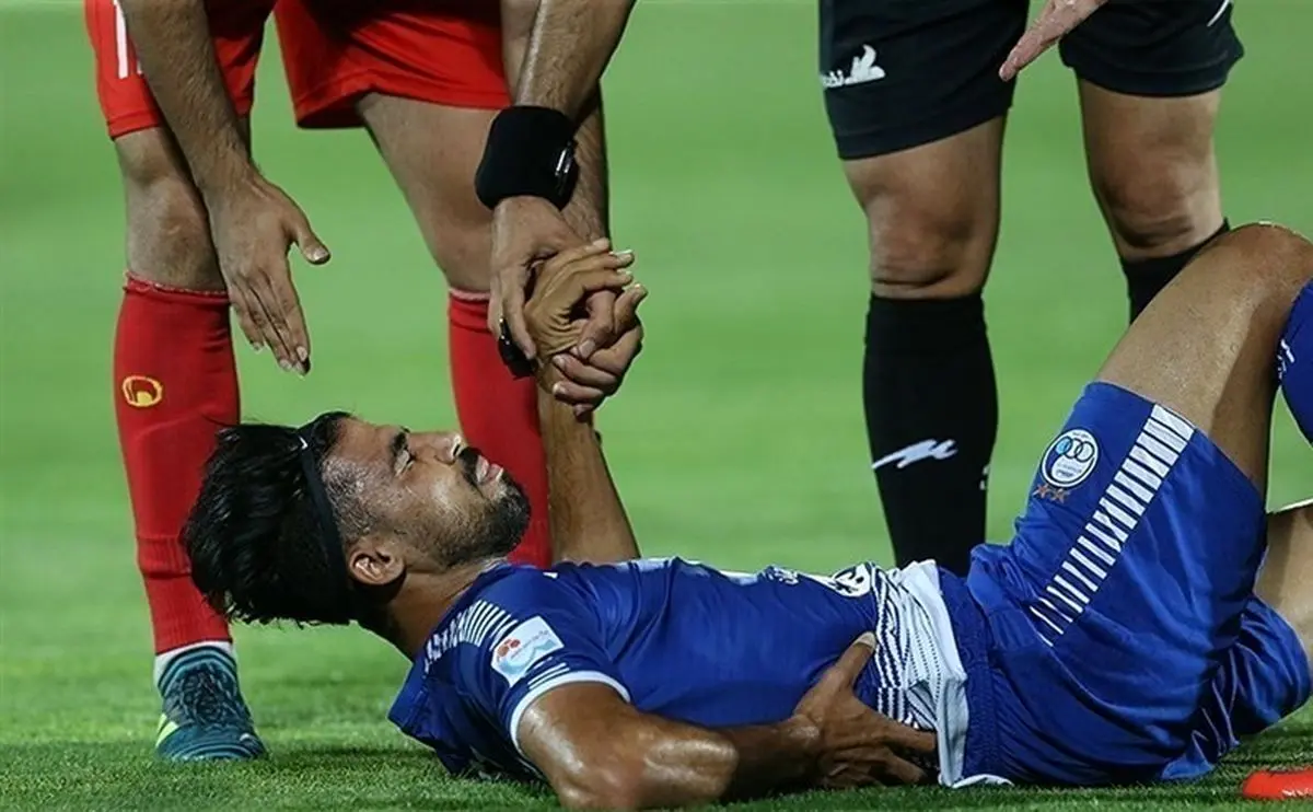 دشتی: باشگاه استقلال روی چه حسابی گفته بی‌انضباطی کرده‌ام؟