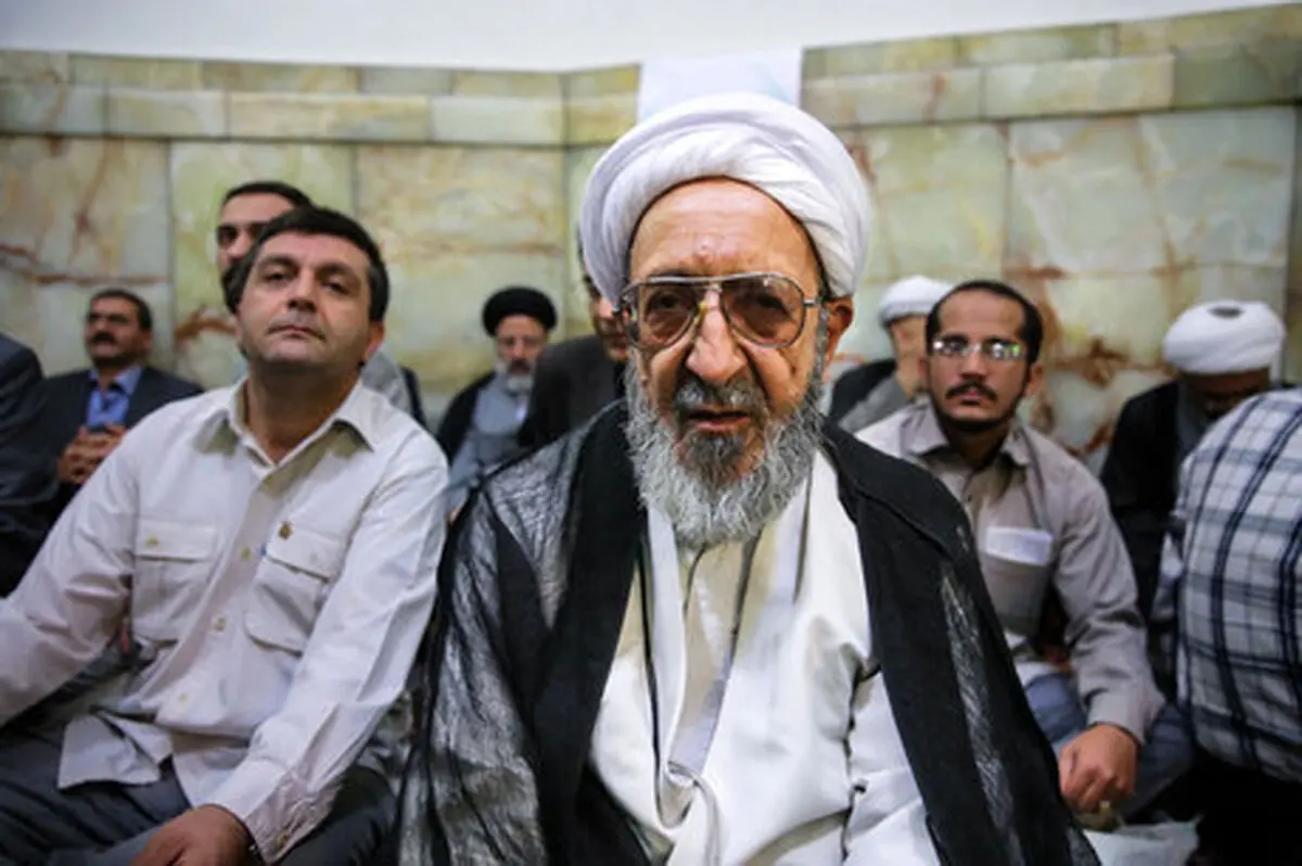 هادی غفاری: با ۹ متر عمامه گفتند مسلمان نیستی!