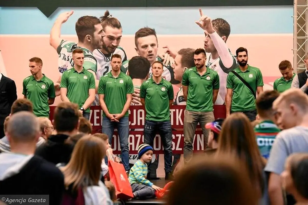 محبوبیت بالای موسوی در اروپا