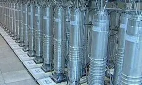 رونمایی از سه نسل جدید سانتریفیوژ و راه‌اندازی مدار ثانویه رآکتور در حال بازطراحی اراک