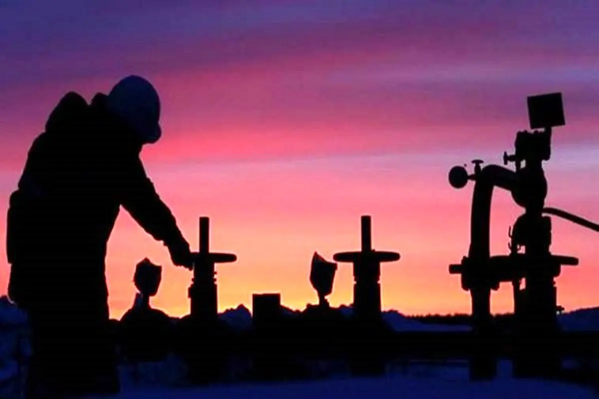 تولید نفت عمان به ۱.۱ میلیون بشکه در روز می‌رسد