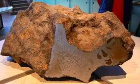 حراج شهاب‌سنگ صدها کیلویی در فرانسه