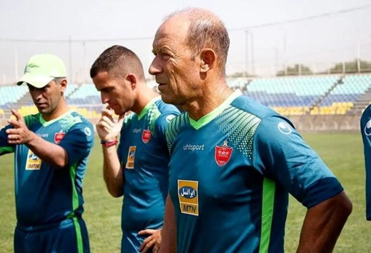 کالدرون: براندائو با 4 گل جواب انتقادات را بدهد