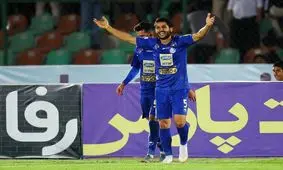 تثبیت غلامی در دفاع سه نفره استقلال