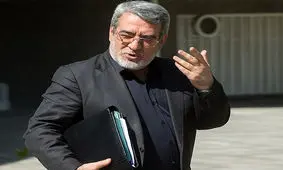 تکذیب دستورالعمل منع بکارگیری منشی زن در دفتر مدیران مرد / وزیر کشور: چنین بخشنامه‌ای وجود ندارد و من آن را امضا نکرده‌ام