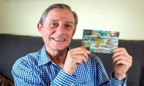 کارت‌پستال یک مرد ۶۶ ساله پس از ۲۸ سال به مقصد رسید