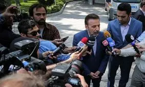 واکنش واعظی به ادعاهای کریمی قدوسی: این آقا براساس چه مستنداتی این اظهارات را مطرح می‌کند؟ / برخی آمدنیوز را به موضوعی جناحی تبدیل کرده‌اند