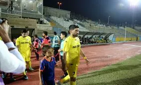 پارس جنوبی با یک غایب مقابل استقلال