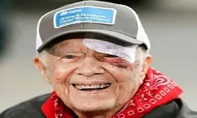 جان‌سخت‌ترین رئیس‌جمهور آمریکا از بیمارستان مرخص شد