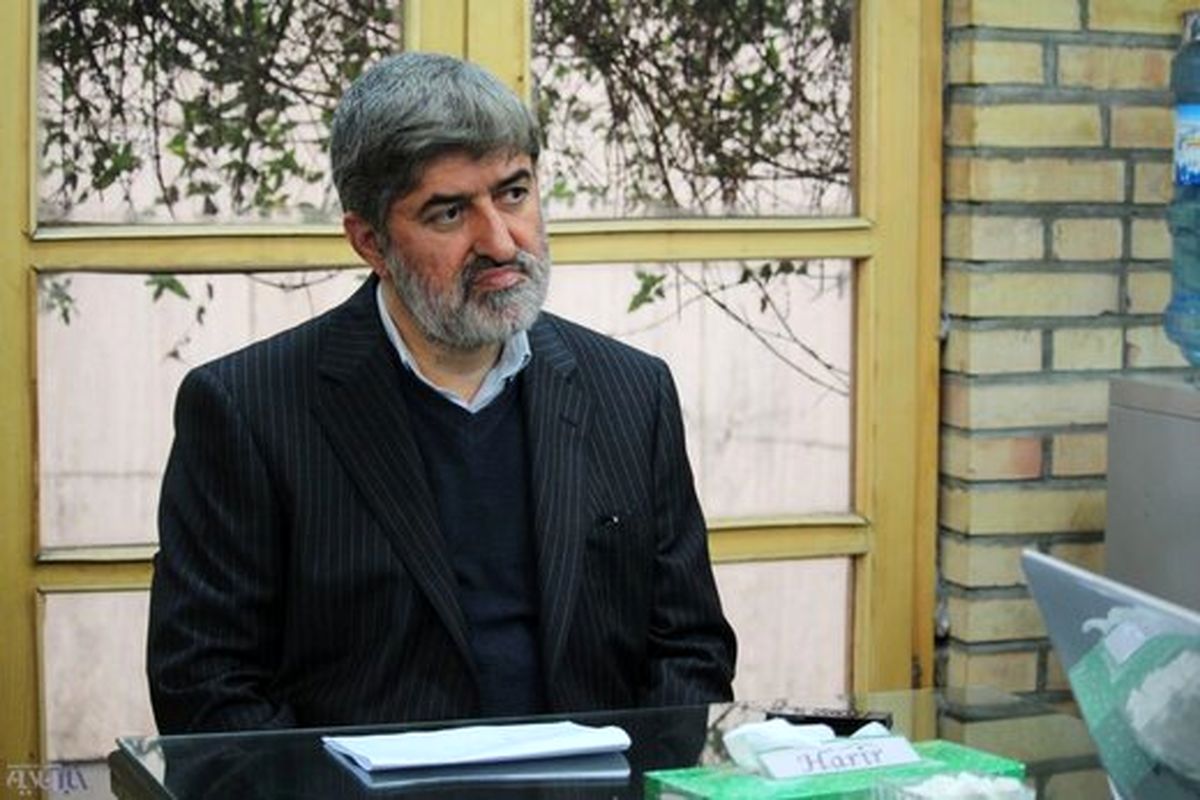 توهین علی مطهری به یک دانشجوی دختر با استفاده از قرص ضدبارداری