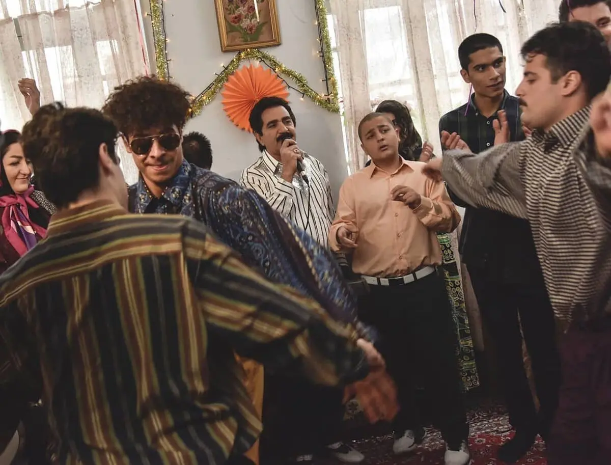 ۱۵ مورد سانسور جدید برای «مطرب» توسط نهادی خارج از سازمان سینمایی وزارت ارشاد!