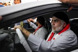 ادعای الاخبار: مقتدی صدر پس از یک دیدار طولانی با یک مقام ایرانی در نجف، بار دیگر به تهران رفته است