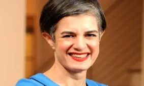 یک زن ایرانی‌تبار توانست برنده انتخابات دادستانی منطقه آرلینگتون در نزدیکی پایتخت آمریکا شود