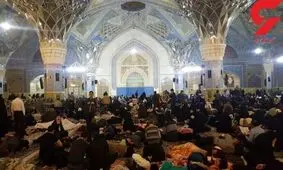 شب وحشت در مشهد چگونه گذشت؟/در بارگاه امام رضا(ع) همه آرام گرفتند + فیلم و عکس