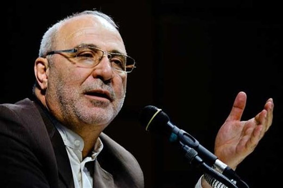 برای روح‌الله زم، سرشبکه آمدنیوز در زندان اتفاقی افتاده است؟