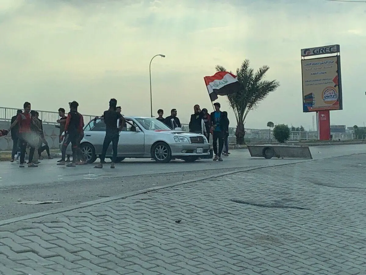 نجف ملتهب شد / معترضان چند خیابان را بستند