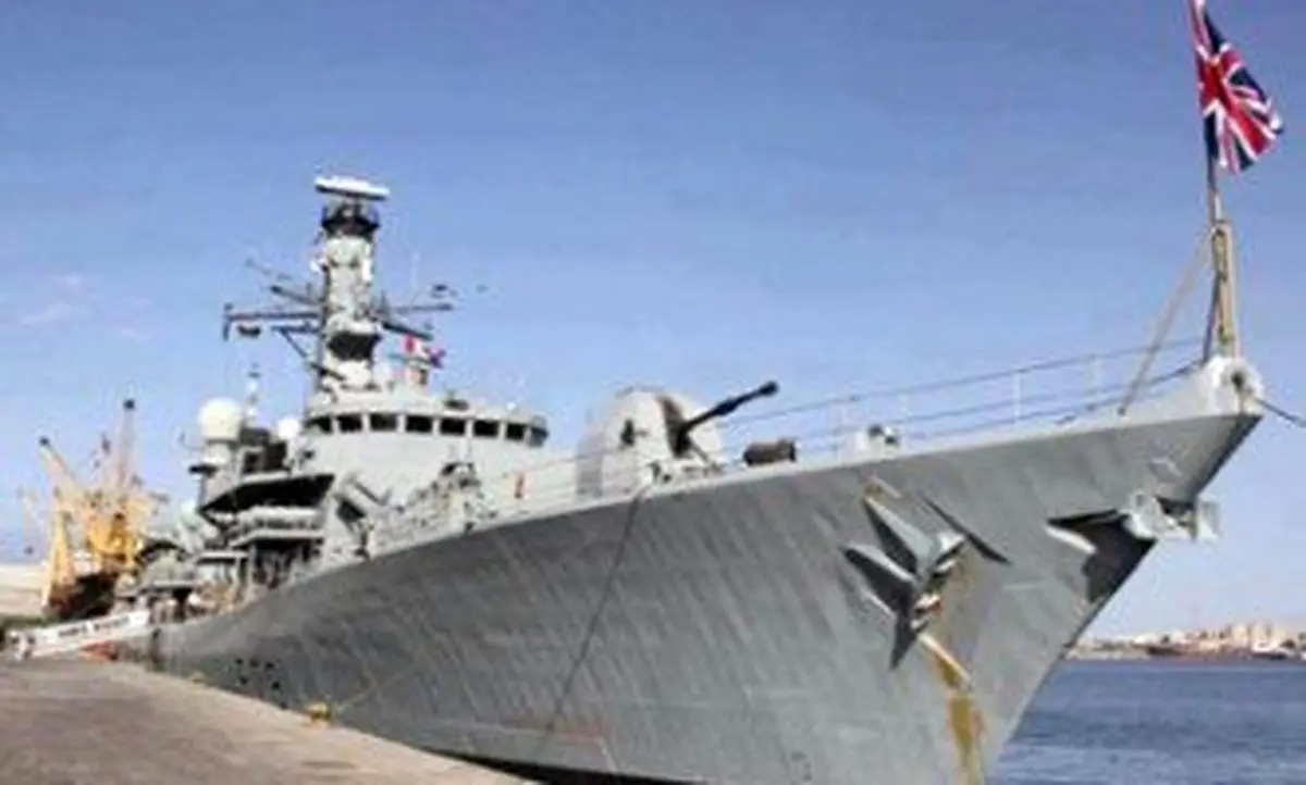 انگلیس از سطح امنیت کشتی‌های خود در تنگه هرمز می‌کاهد