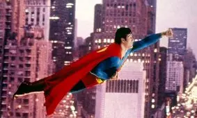 «سوپرمن» روی دیسکی شیشه‌ای رفت