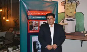 خوشحالم اشعارم به زبانی ترجمه شده که خیام و سعدی در آن سروده‌اند