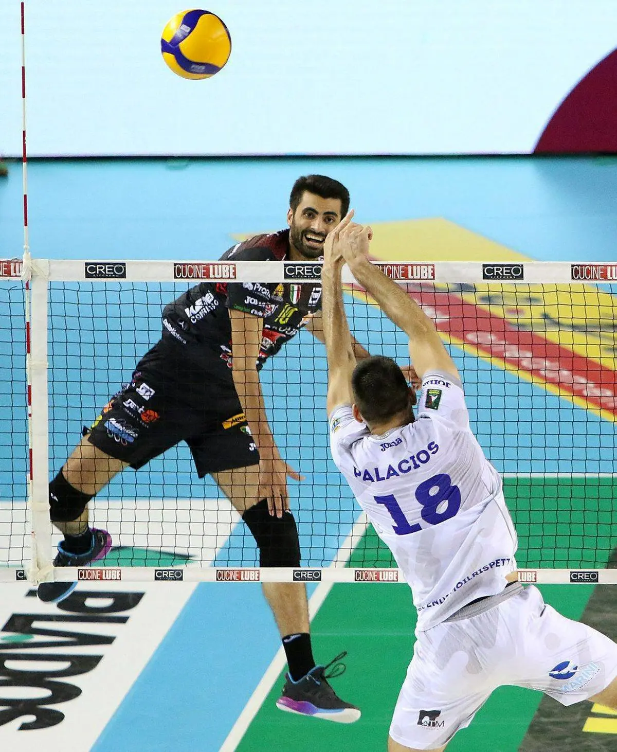 پیروزی لوبه با درخشش امیر غفور