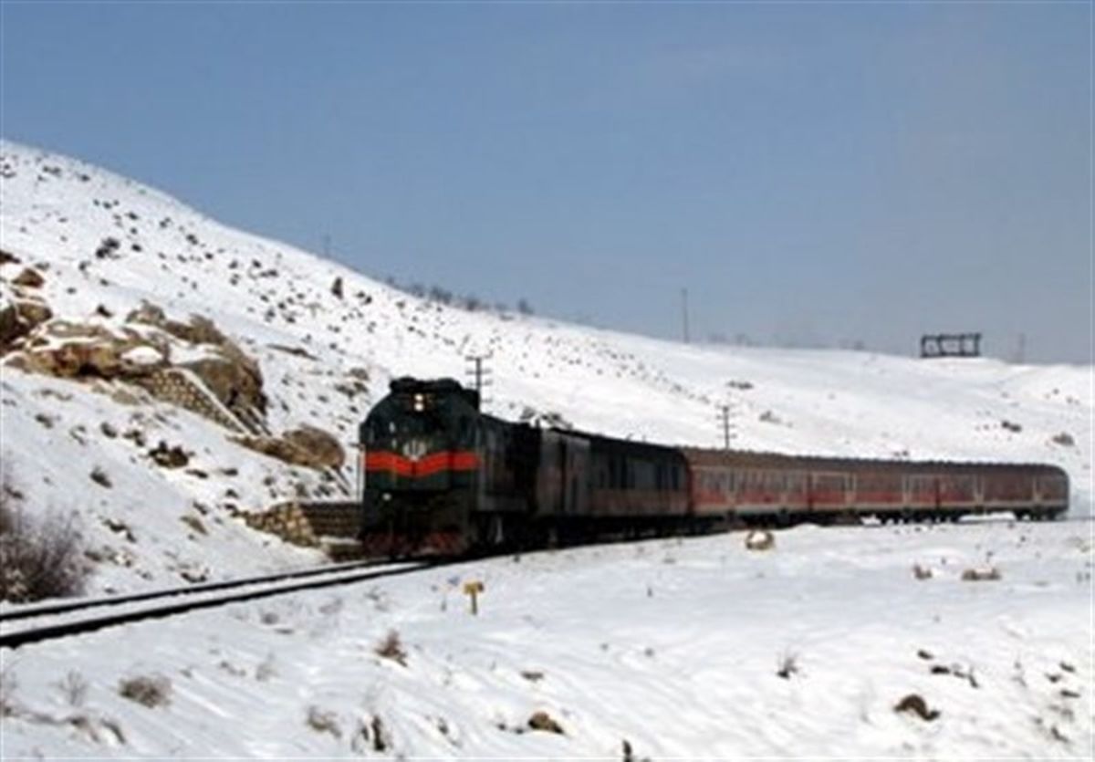قطار حومهای گرمسار- تهران افتتاح شد