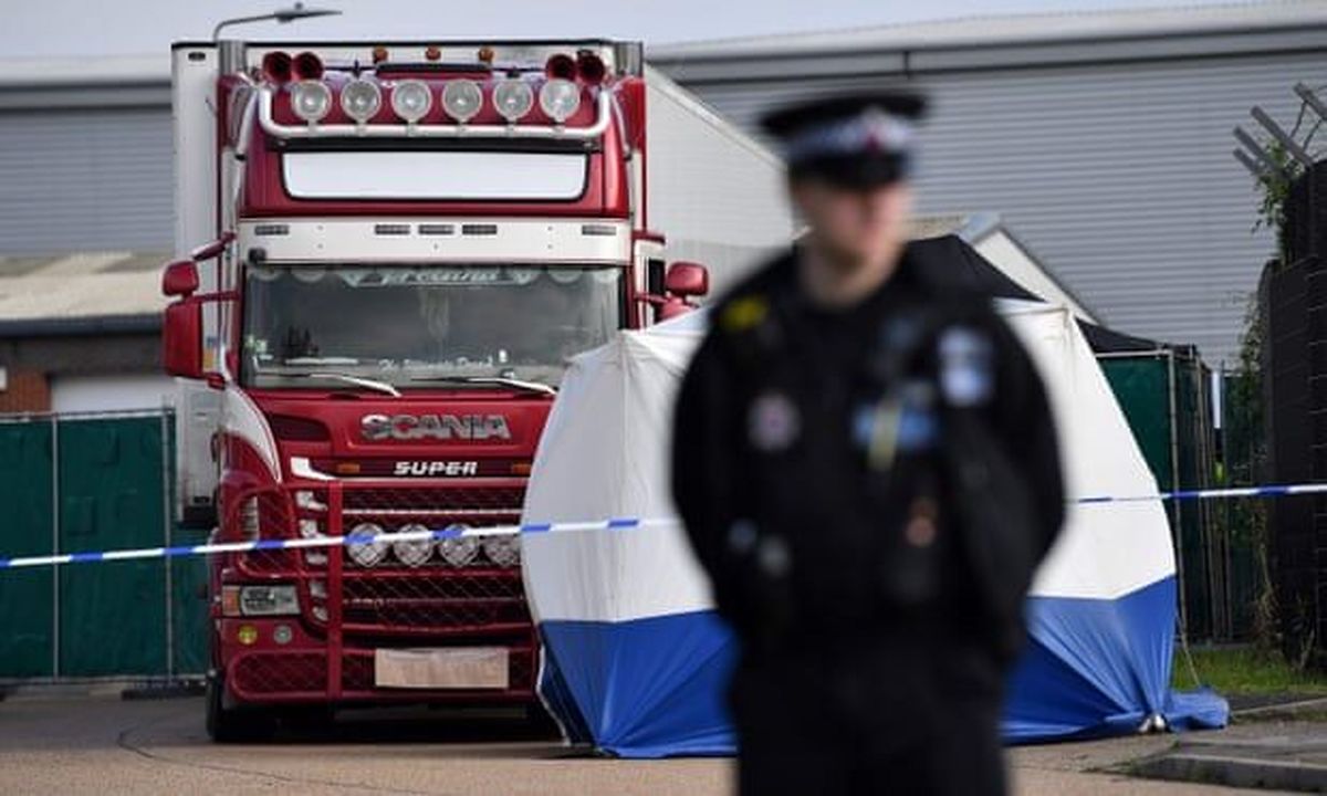 انتشار اسامی ۳۹ جسد کشف شده در کامیونی در انگلیس / بیشتر قربانیان ۲۰ تا ۳۵ ساله اند