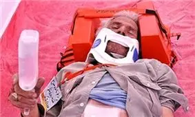 واژگونی اتوبوس در محور ساوه-سلفچگان/ ۲۵ مسافر دچار حادثه شدند