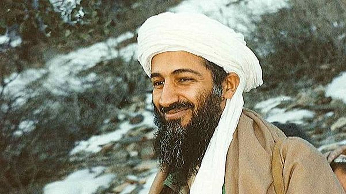 بنلادن همزمان با سفر آیتالله هاشمی به عربستان، به شیعیان حمله کرد