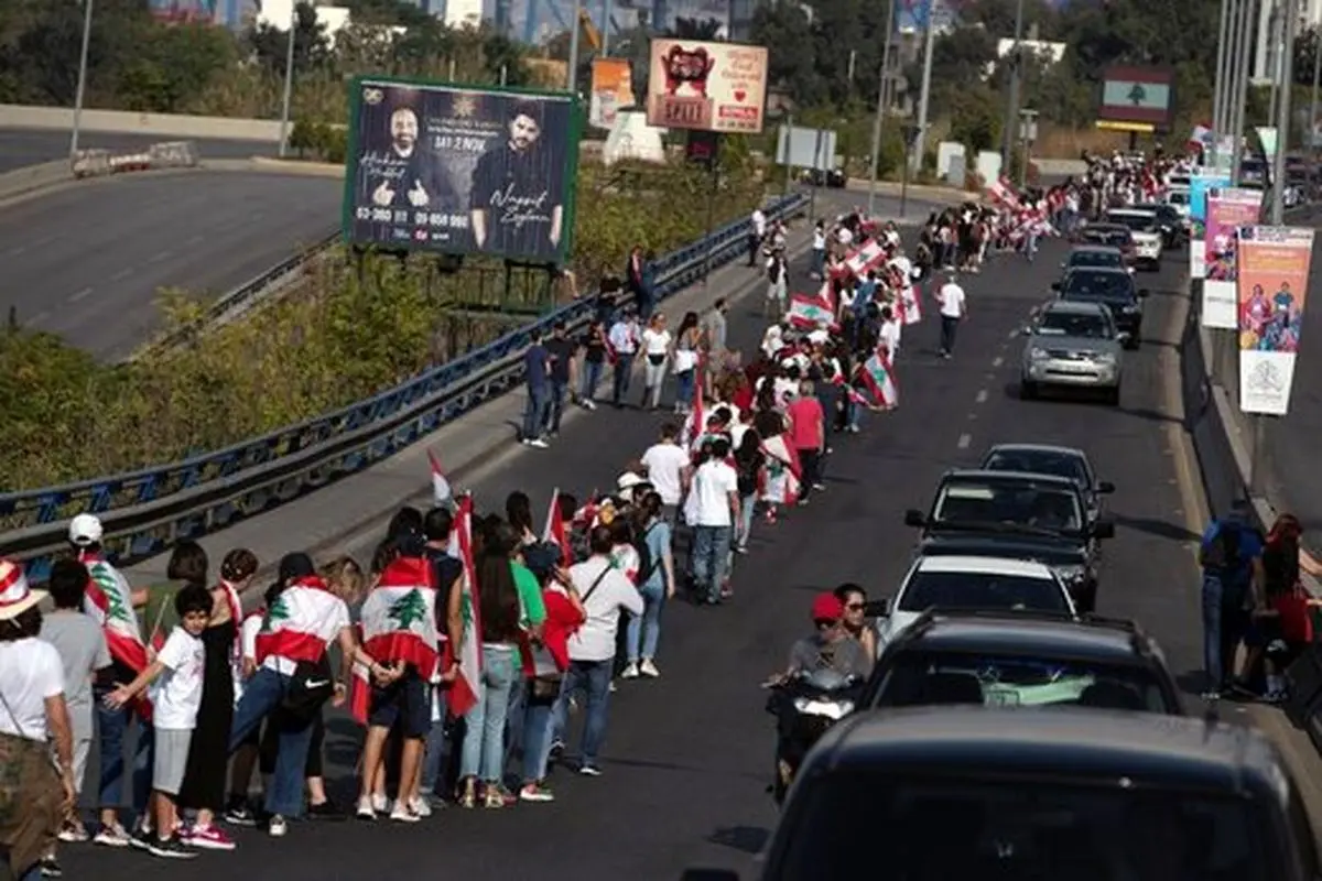 پیشنهاد حزب الله به معترضان پذیرفتن دولت تکنوکرات/توضیح فواد سنیوره درباره صرف ۱۱ میلیارد دلار