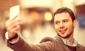 مضرات گرفتن عکس سلفی برای پوست صورت!