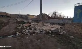لحظه وقوع زلزله ۶ ریشتری در میانه/ به سرو صدای سگ‌ها قبل از زلزله توجه کنید!