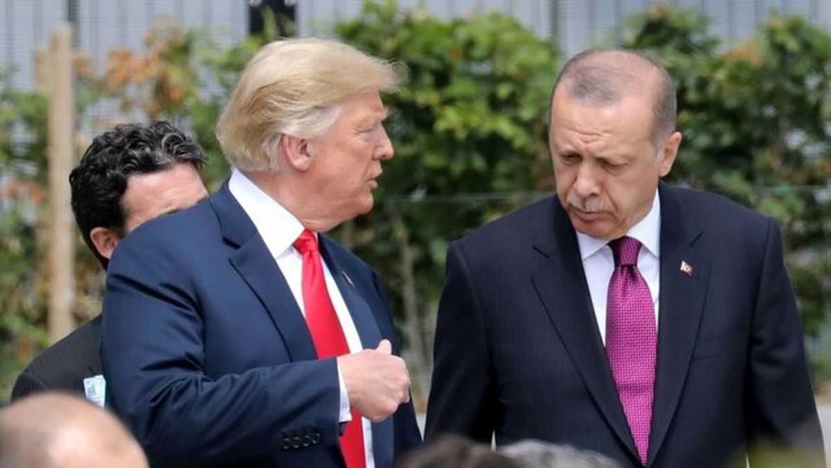ترامپ چهارشنبه اردوغان را درباره خرید اس ۴۰۰ مواخذه میکند/ تهدید کنگره آمریکا به تحریم ترکیه