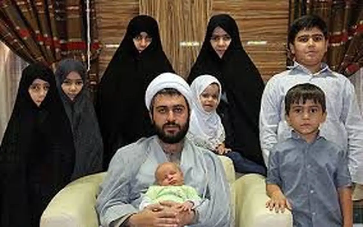 صحبت‌های عجیب طلبه‌ ۳۷ ساله با ۱۱ فرزند درباره زود بچه‌دار شدن! / فیلم