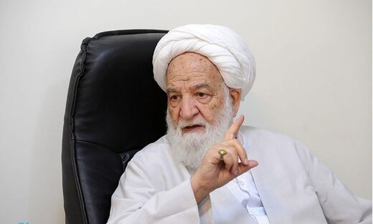 عضو جامعه مدرسین: یک نفر را از آن طرف دنیا آوردهاند کاندیدا قم کنند