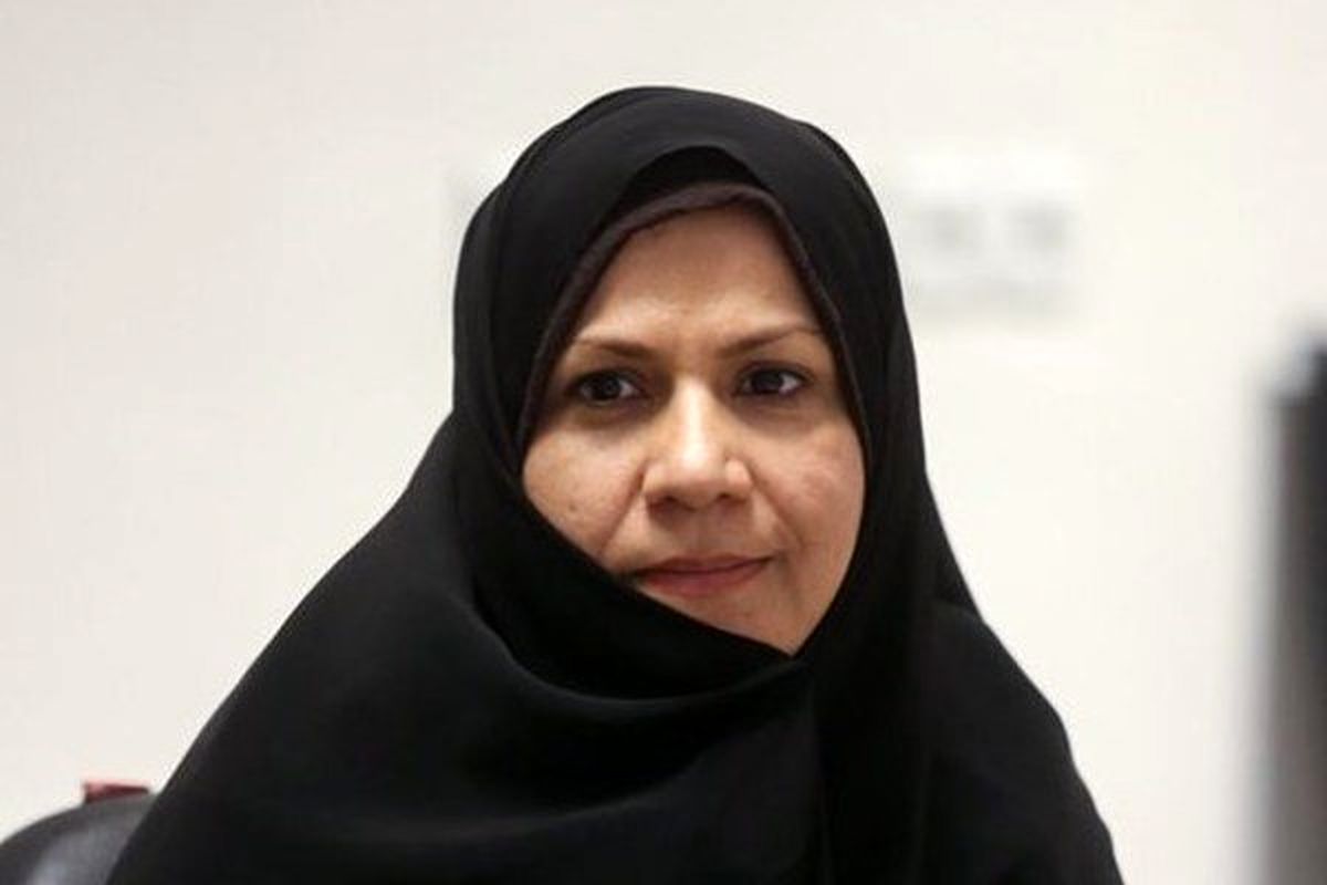 رئیس جمهور اگر از مفاسدی باخبر است آن را به قوه قضائیه اعلام کند