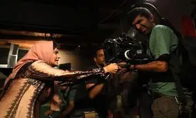 تصویر دیده نشده از الناز شاکردوست پشت‌صحنه فیلم نرگس آبیار