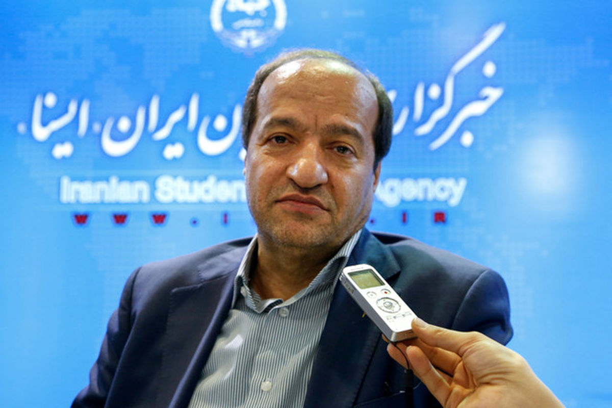 کاظمی: مبارزه با فساد یک خواسته عمومی است/چرا به رئیسجمهور خُرده میگیریم