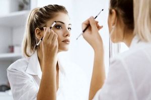 ترفندهای آرایشی برای خانم‌های تنبل