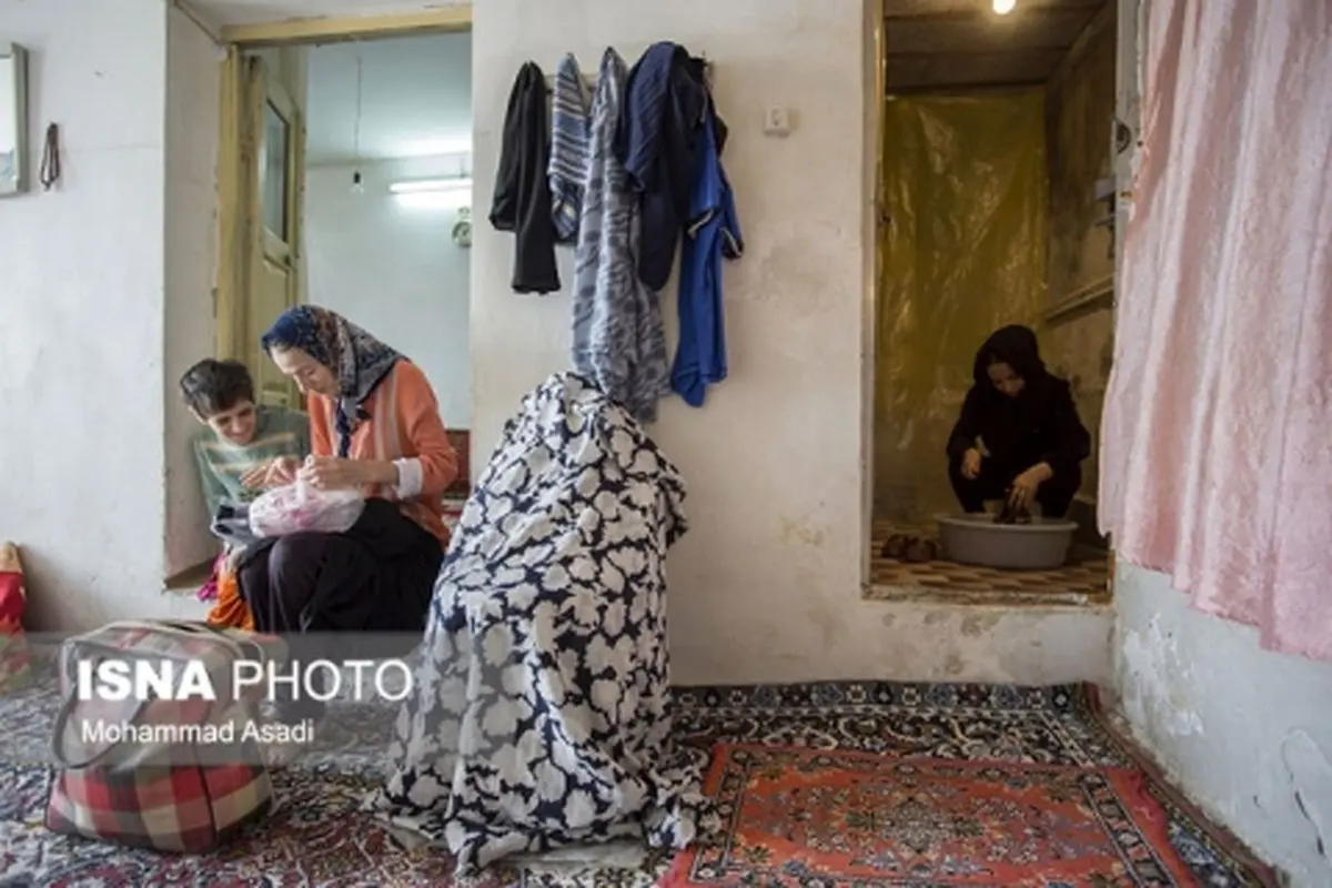 داستان سمیه در زندان بی تفاوتی یک شهر/ شرح زندگی خانواده ای که معلولیت ارثیه فرزندانش است