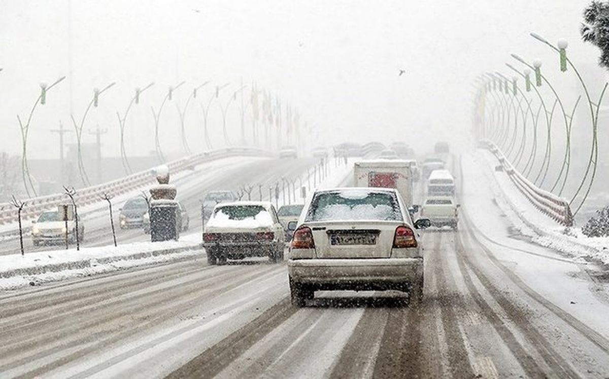 بارش نیممتری برف در ملاده / استان سمنان از امشب یخ میزند
