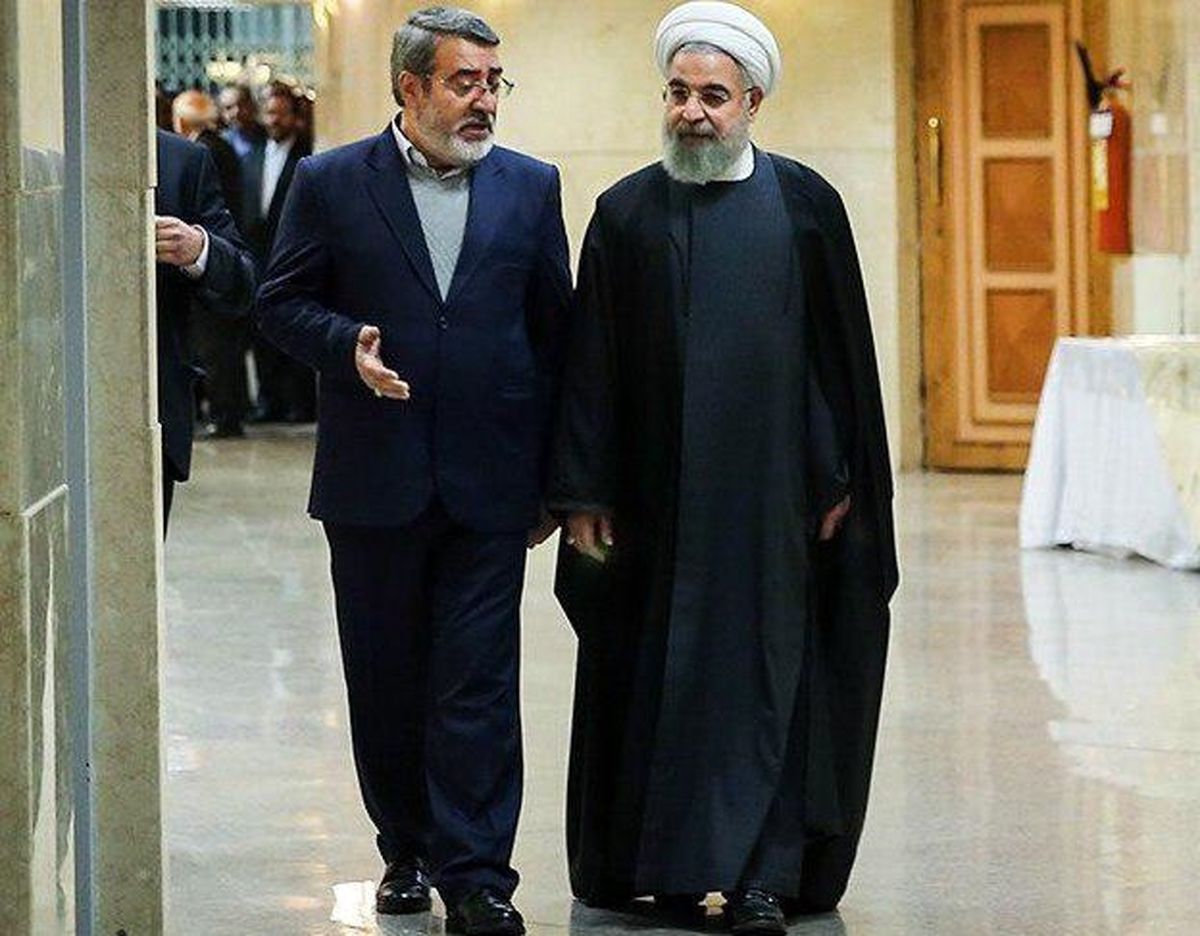 آقای روحانی! رفع فیلتر شبکه های اجتماعی و جریان آزاد اطلاعات پیشکش! همان اینترنت ساده فیلترشده مردم را پس دهید