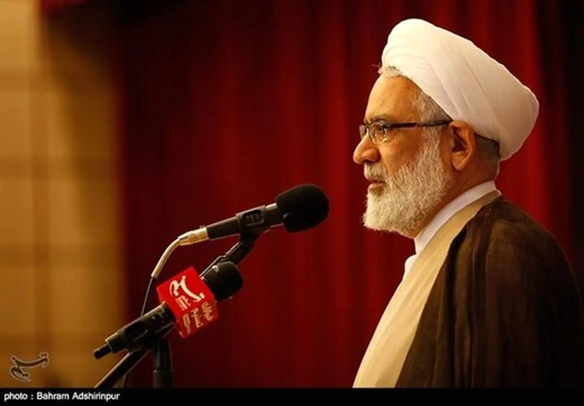 تکذیب خبر تصویب بنزین ۱۲۰۰ تومانی با پیشنهاد رئیسی