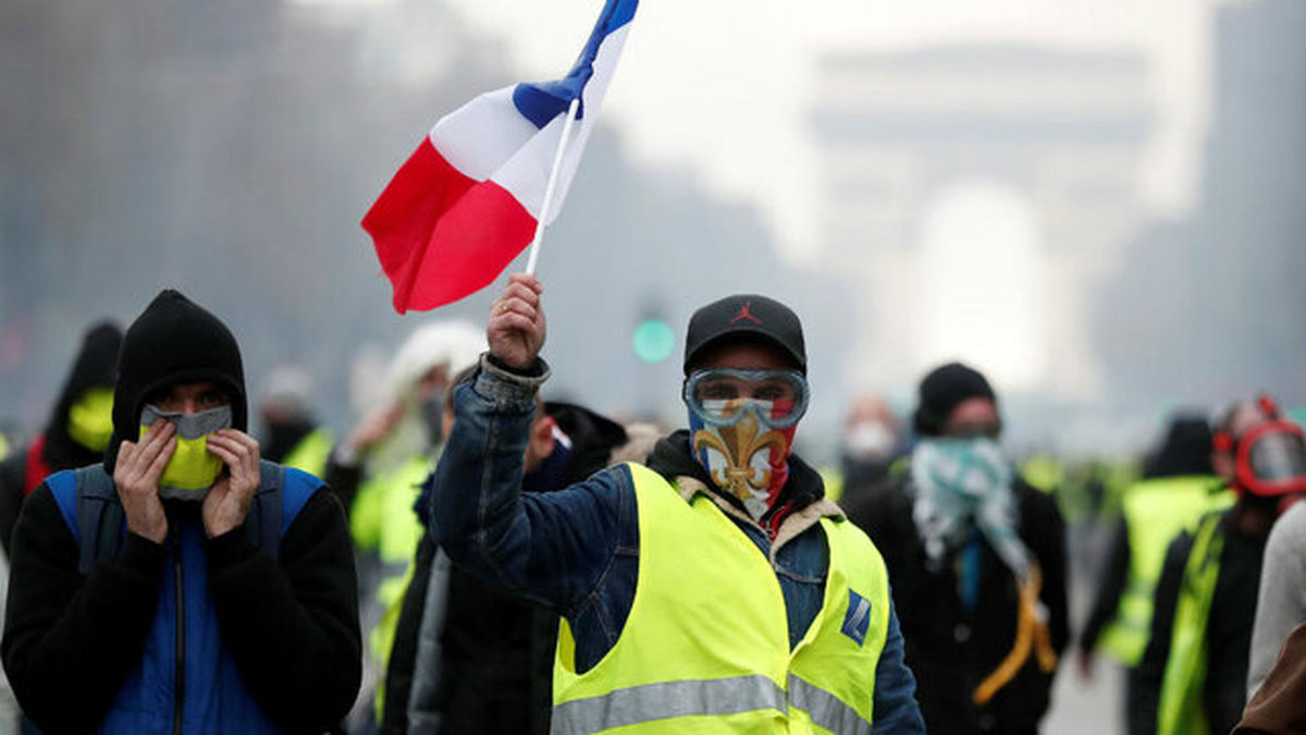 تجمع معترضان جلیقه زرد در پاریس / یک کشته و بیش از ۲۰۰ زخمی در سال گذشته